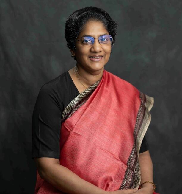 Dr Anna from best eye hospital in Kochi, Giridhar