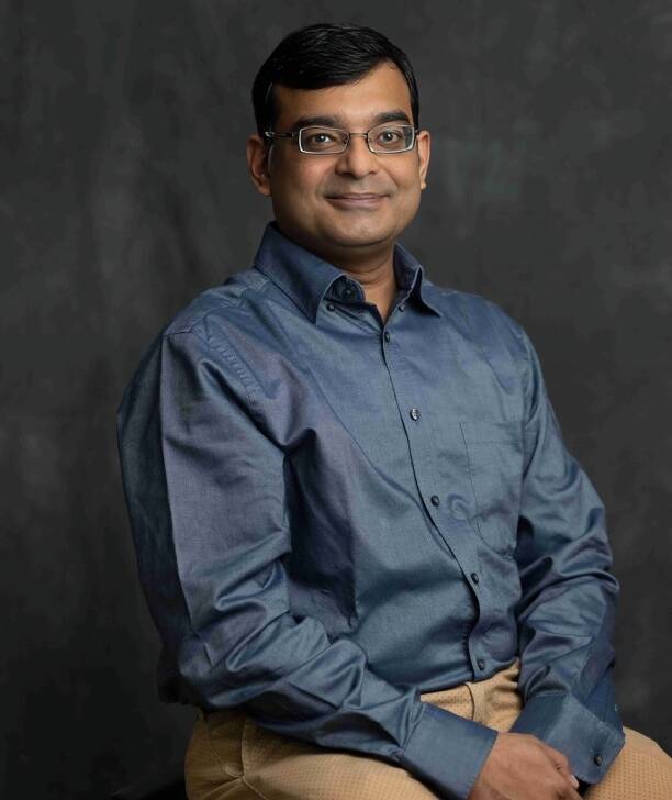 Dr Anubhav from best eye hospital in Kochi, Giridhar