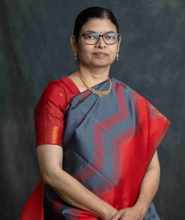 Dr Kalamathi from best eye hospital in Kochi, Giridhar
